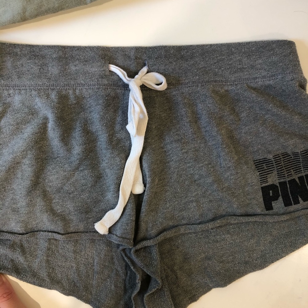 Pink grey short